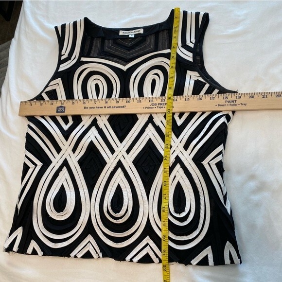 Alexandra Rosati Designer 2 Pc Black White Mesh Geometric 3D Jacket & Top SZ 10 - Picture 13 of 15